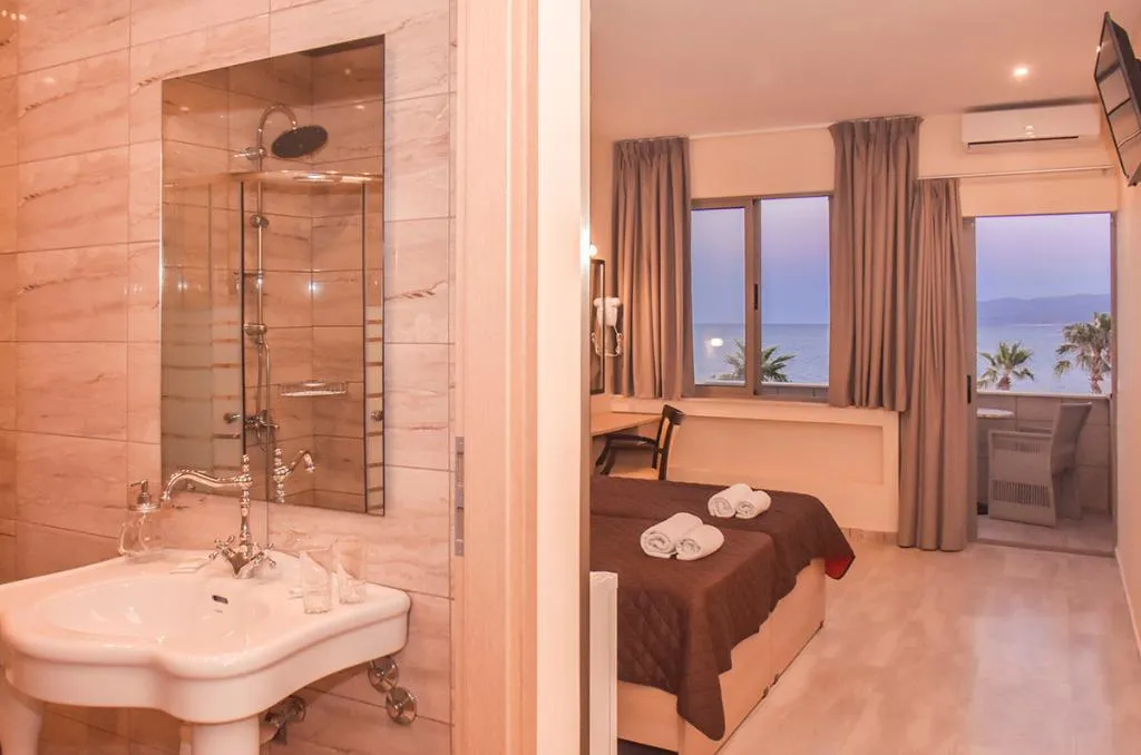 FAMILY ROOM SEA VIEW Room, Eri Beach & Village, Crete