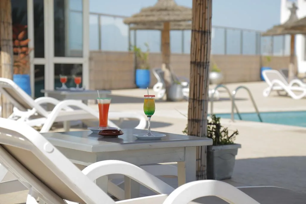 Pool, Suisse, Casablanca