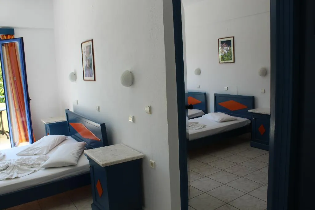 APARTMENT STANDARD Room, Leonidas Studios & Apartments, Crete