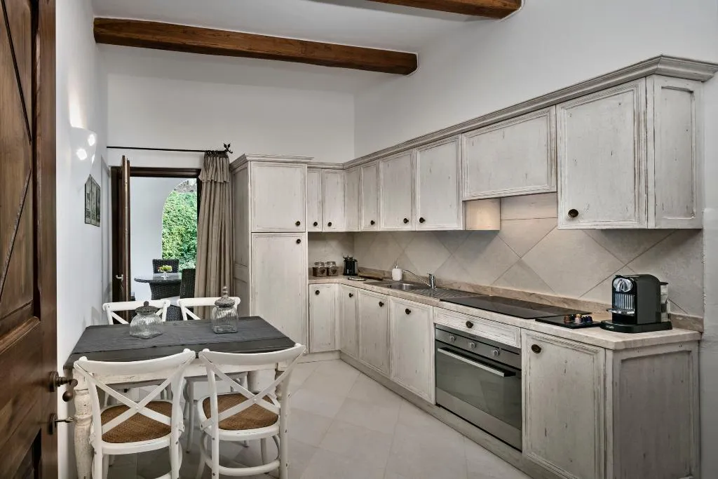 APARTMENT LUXURY Room, Relais Villa Carola, Olbia