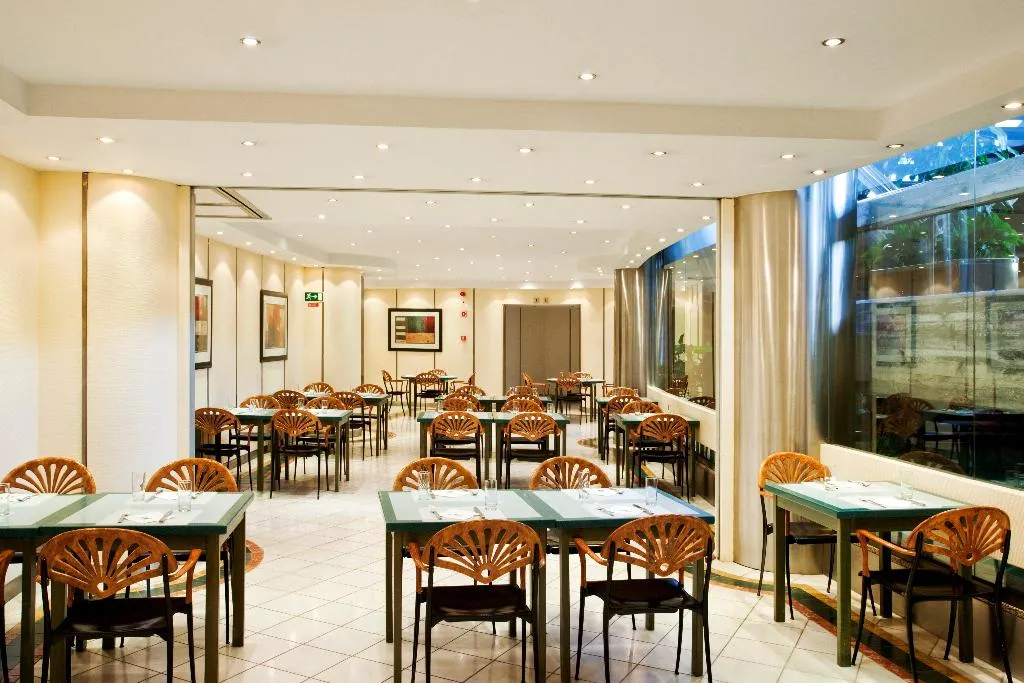 Restaurant, Holiday Inn Lisbon Continental, Lisbon