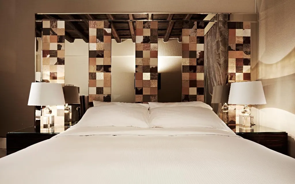 Room, LE REVE DE NAIM Roma, Rome