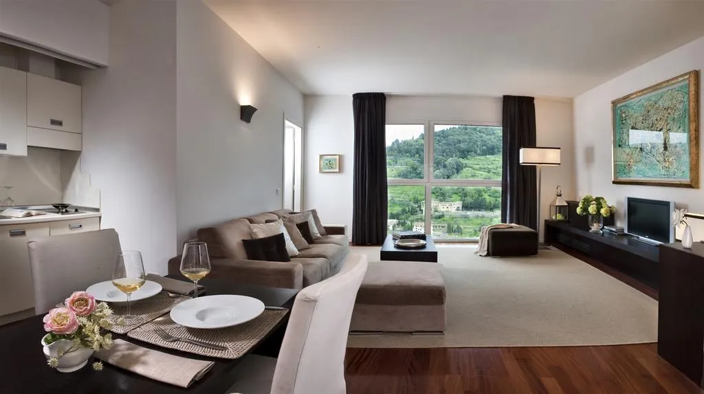 SUITE DELUXE Room, Eden Rock Resort, Florence