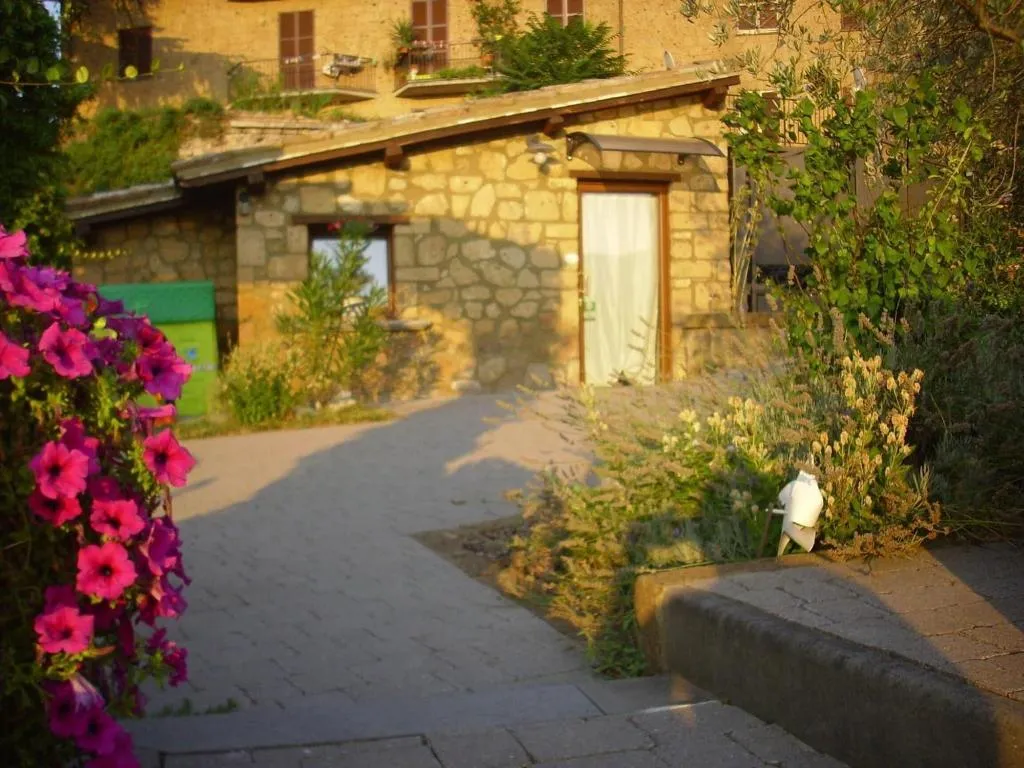 General view, B&B Chiara e Benedetta (La villa degli Ulivi), Perugia