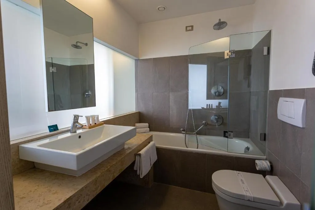 Double or Twin SEA VIEW WITH BALCONY Room, Smy Aran Blu Roma Mare, Rome