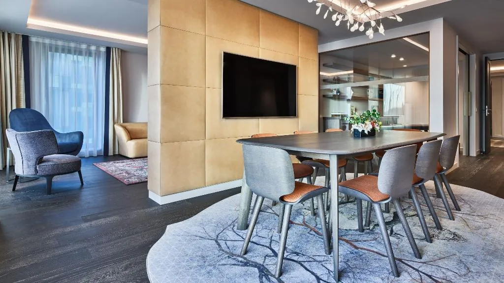 SUITE SUPERIOR Room, Hyatt Regency Amsterdam, Amsterdam