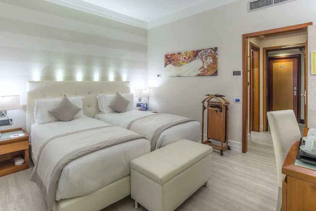 Double or Twin SUPERIOR Room, La Giocca Hotel, Rome