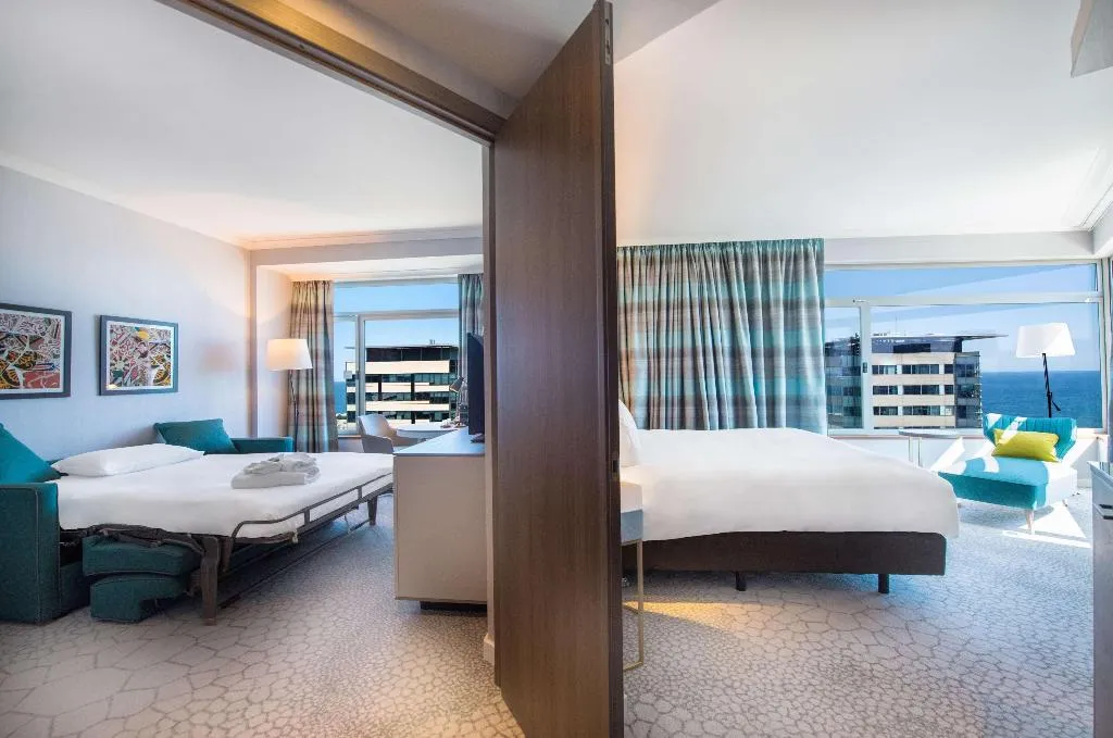 SUITE STANDARD Room, Hilton Diagonal Mar Barcelona, Barcelona