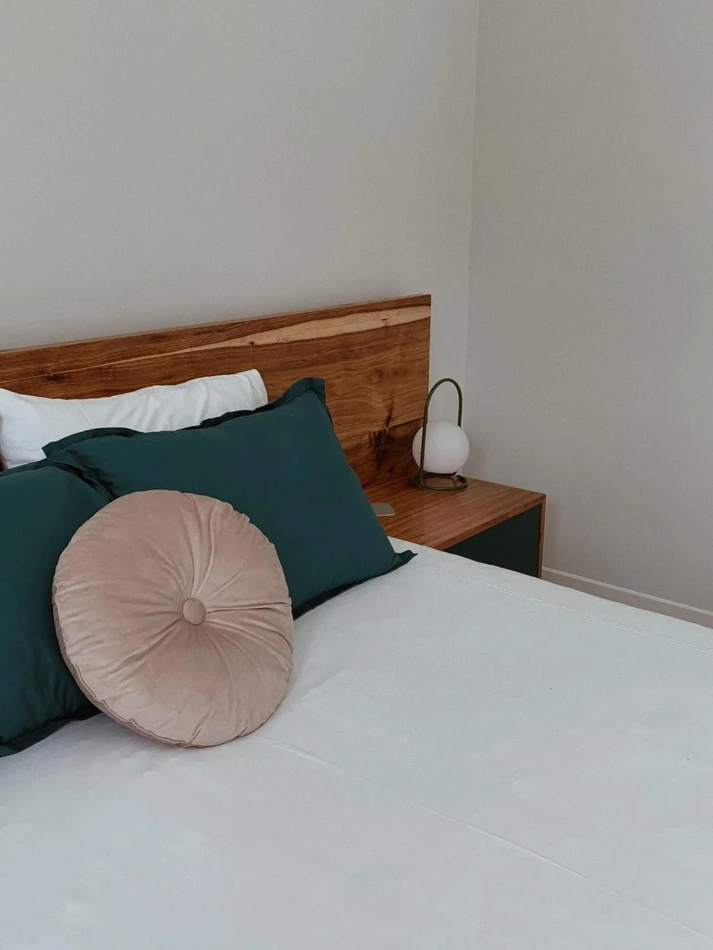 Room, Luna House, Lisbon