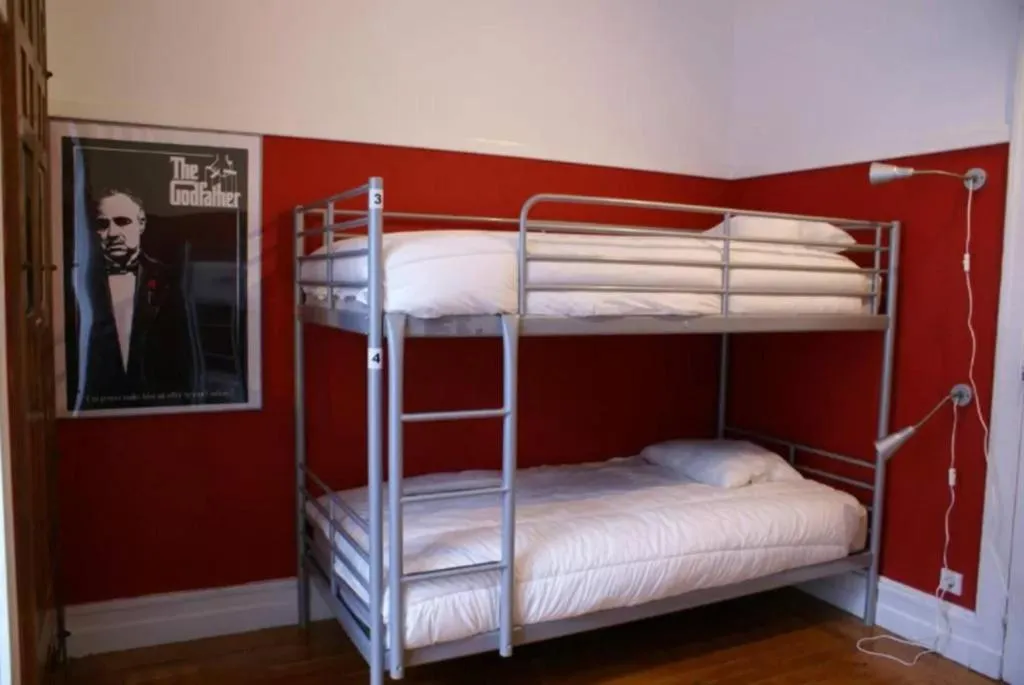 Room, Rivoli Cinema Hostel, Porto