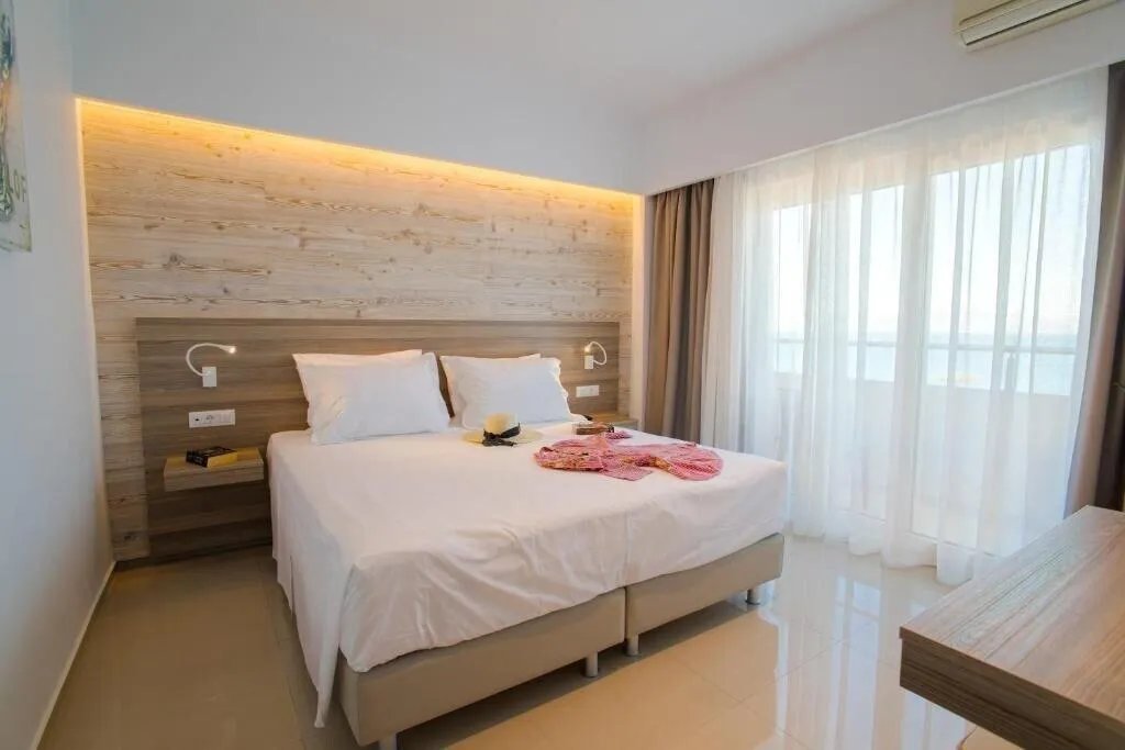 Room, Orpheus Studios, Kos