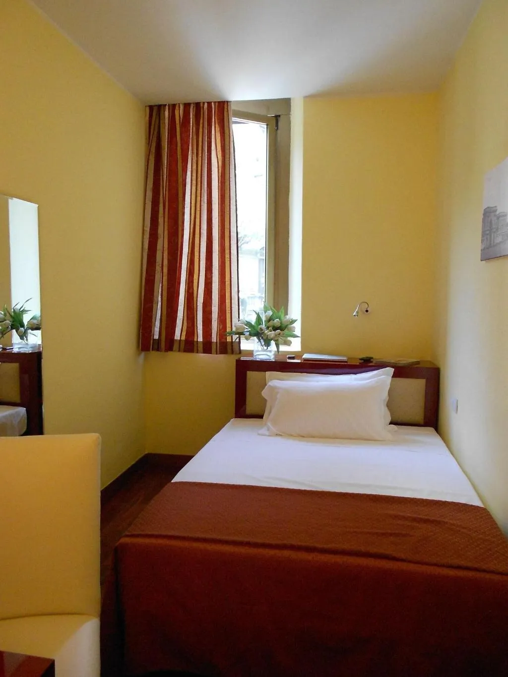 SINGLE STANDARD Room, Minerva, Milan