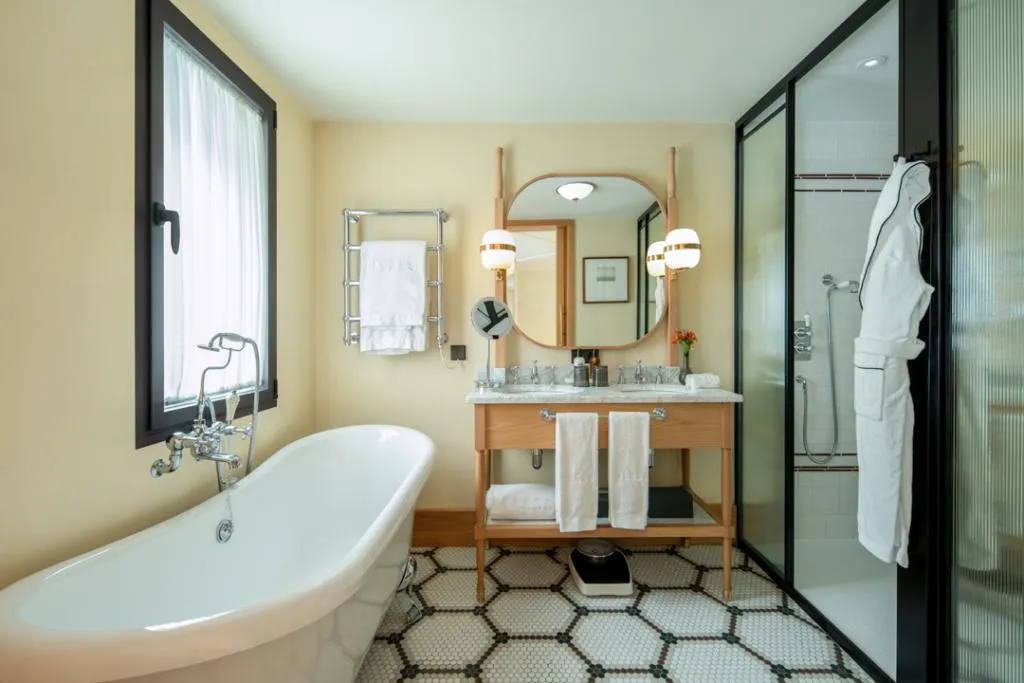 SINGLE DELUXE KING BED Room, Bless Hotel Madrid, a member of The Leading Hotels, Madrid