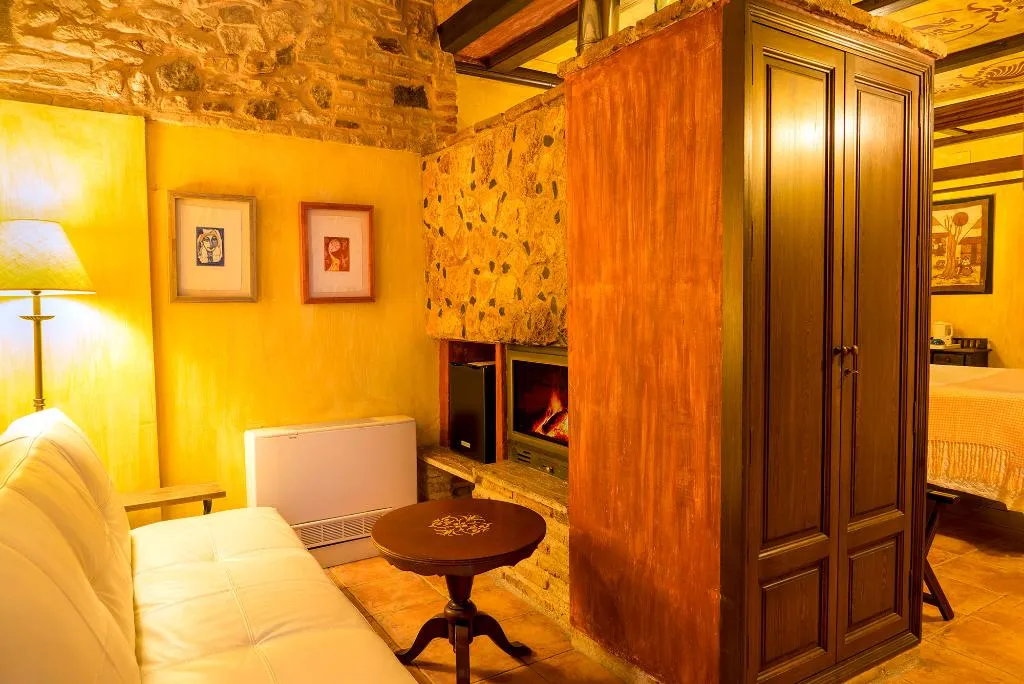 DOUBLE DELUXE Room, La Casa del Rector Hotel Spa, Madrid