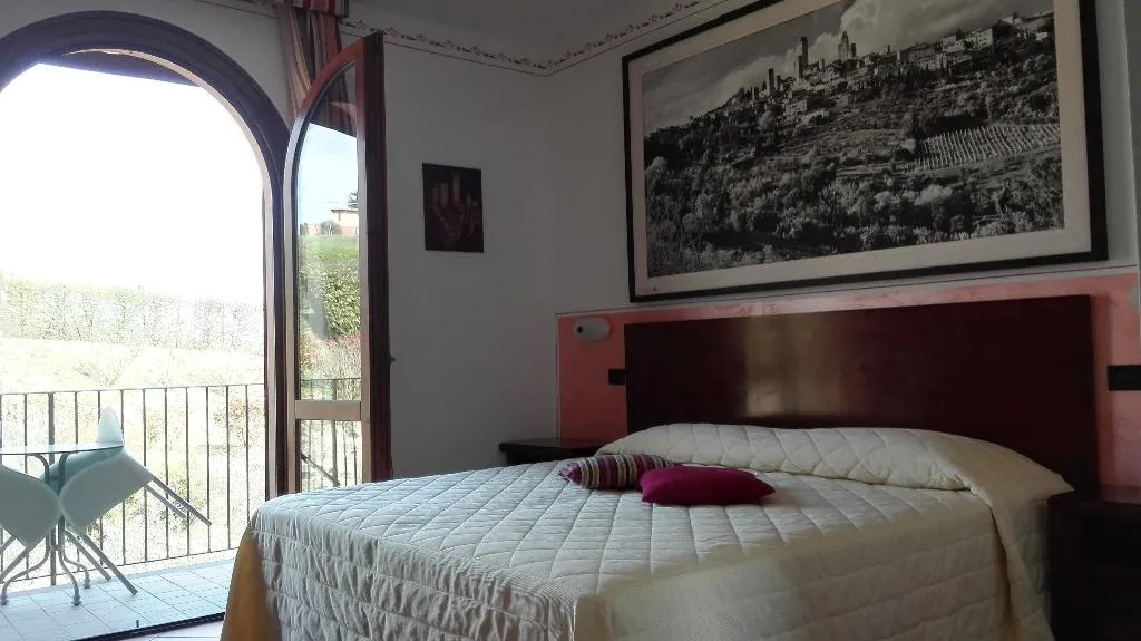 DOUBLE STANDARD Room, Hotel Sovestro, Florence
