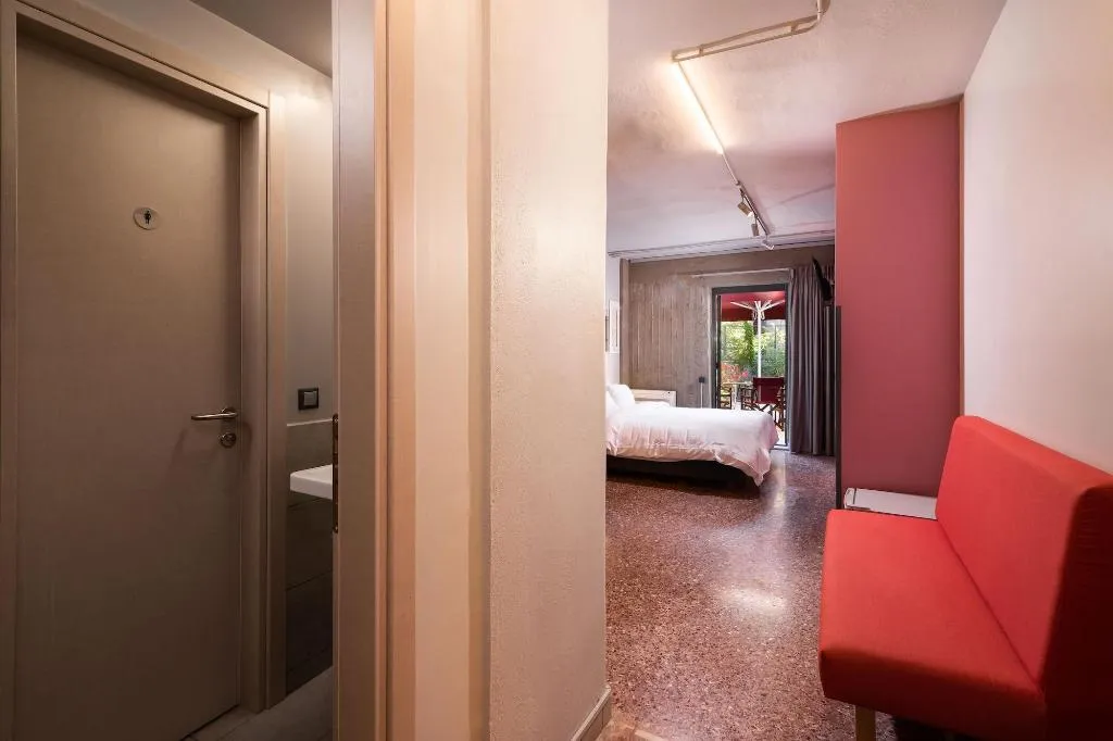 Room, Urban Donkey, Halkidiki