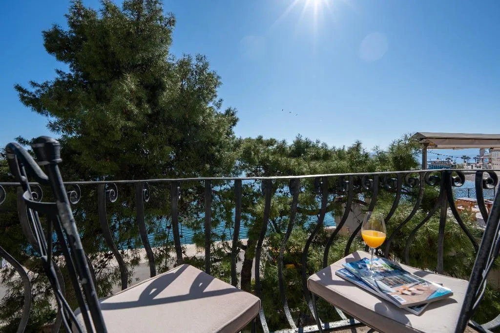 Double or Twin WITH BALCONY Room, Kastil, Split