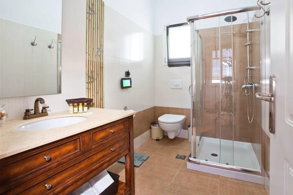 Room, Miland Suites, Santorini