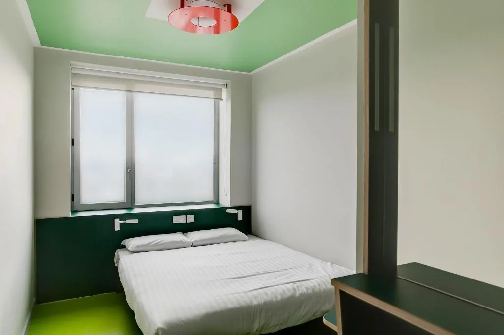 Room, Clink i Lár, Dublin