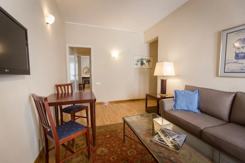 APARTMENT CAPACITY 2 Room, Delice Hotel & Family Apartments, Athens