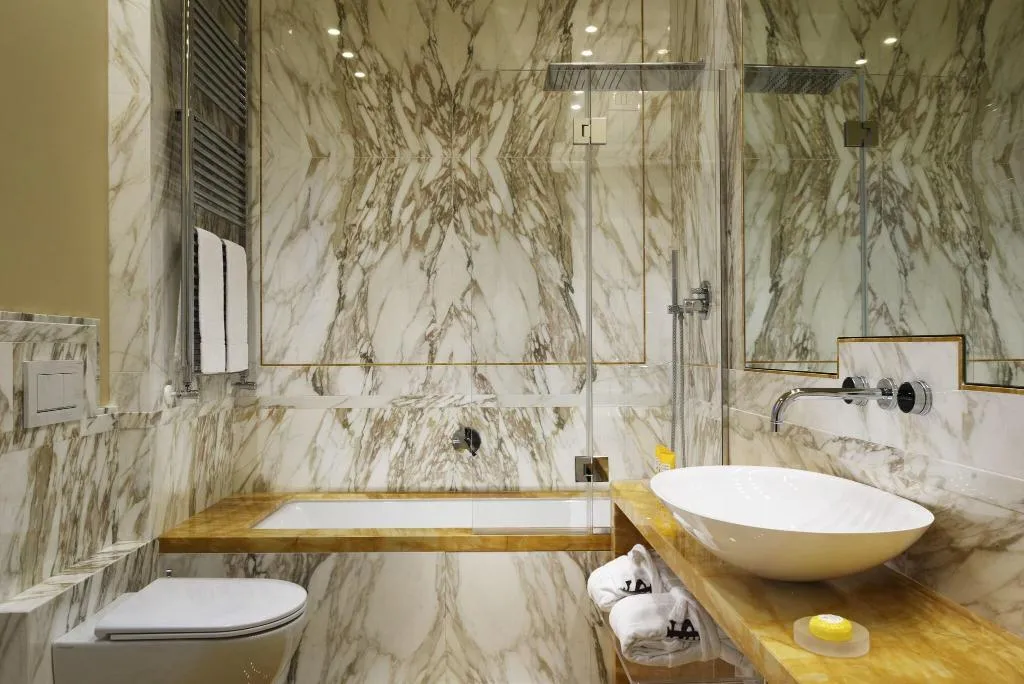 JUNIOR SUITE STANDARD Room, San Firenze Suites And Spa, Florence