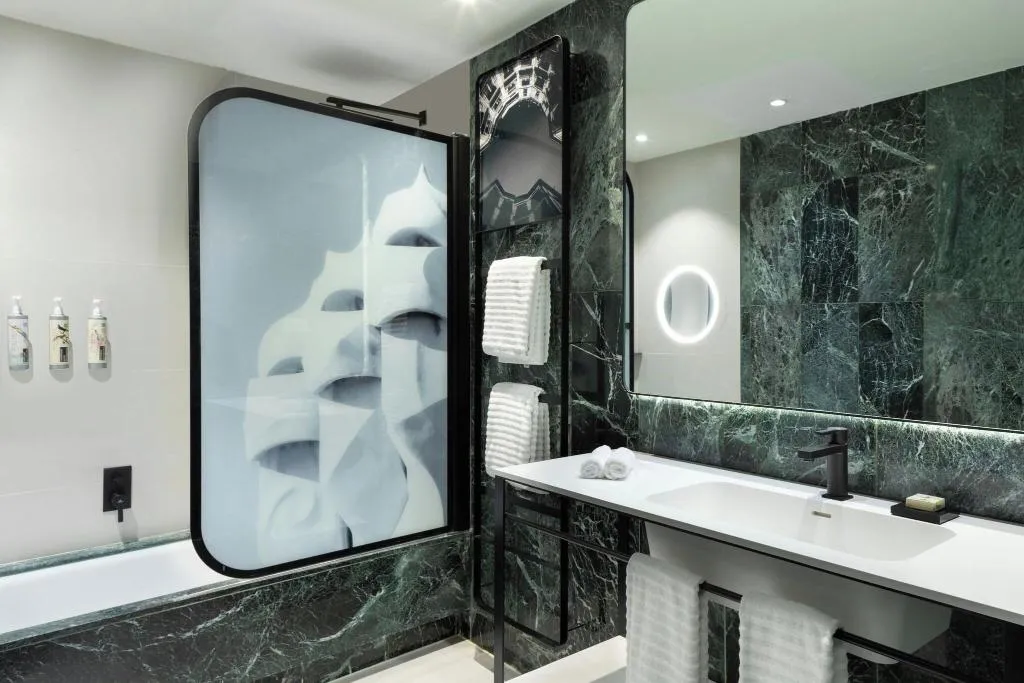 DOUBLE SUPERIOR KING BED Room, Renaissance Barcelona, Barcelona