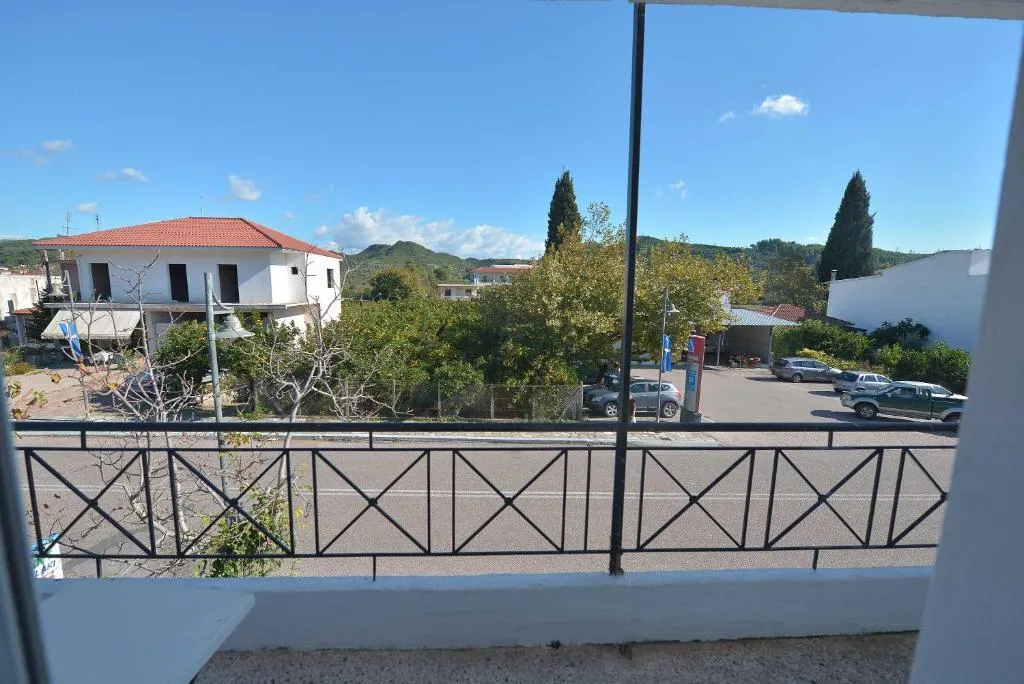 FAMILY ROOM CAPACITY 5 Room, Olympic Torch, Kalamata