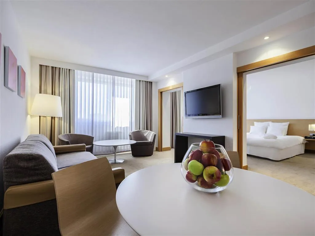 SUITE STANDARD Room, Novotel Krakow City West, Krakow