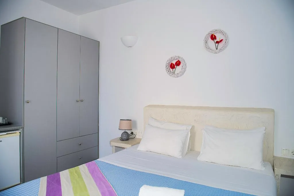 Double or Twin STANDARD Room, The Last Sunbeam, Santorini