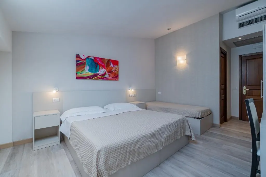 TRIPLE STANDARD Room, Hotel Bellavista, Perugia
