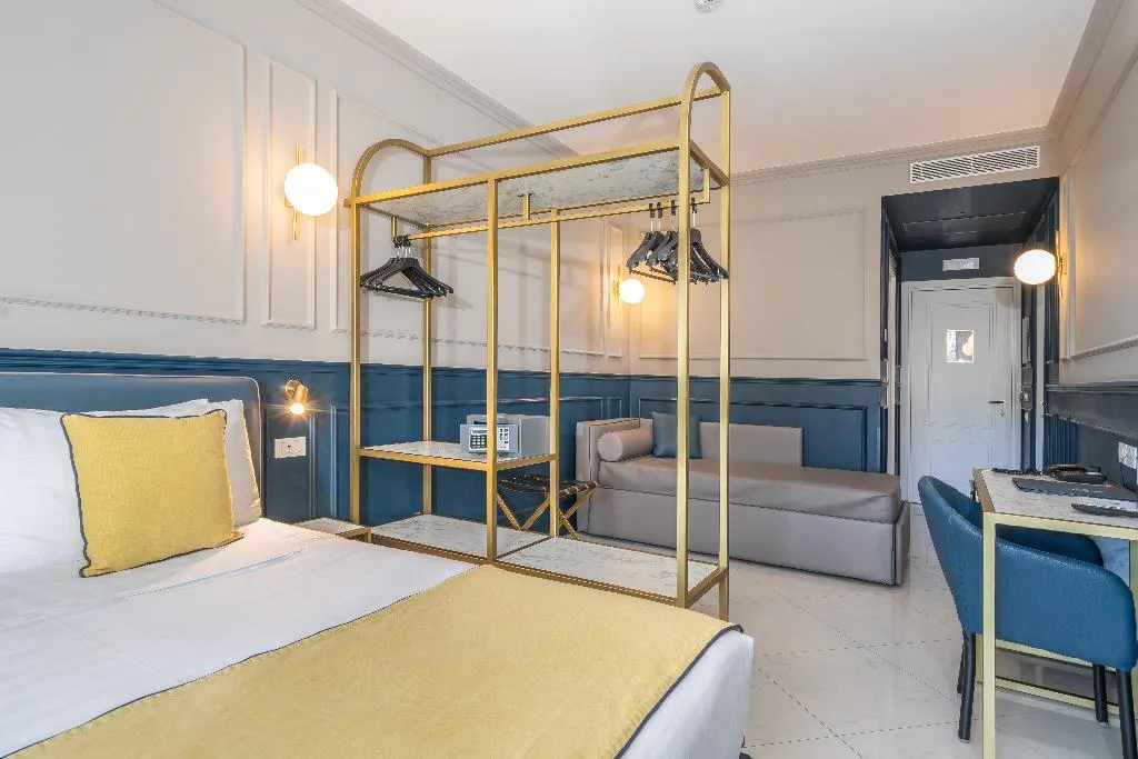 Room EXECUTIVE SEA VIEW Room, Mary Hotel, Naples