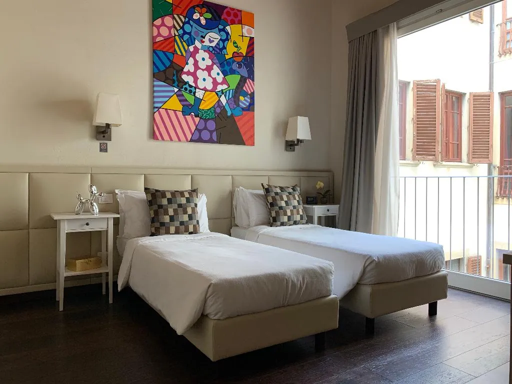 APARTMENT CLASSIC TWO BEDROOMS Room, Florence Art Apartments, Florence