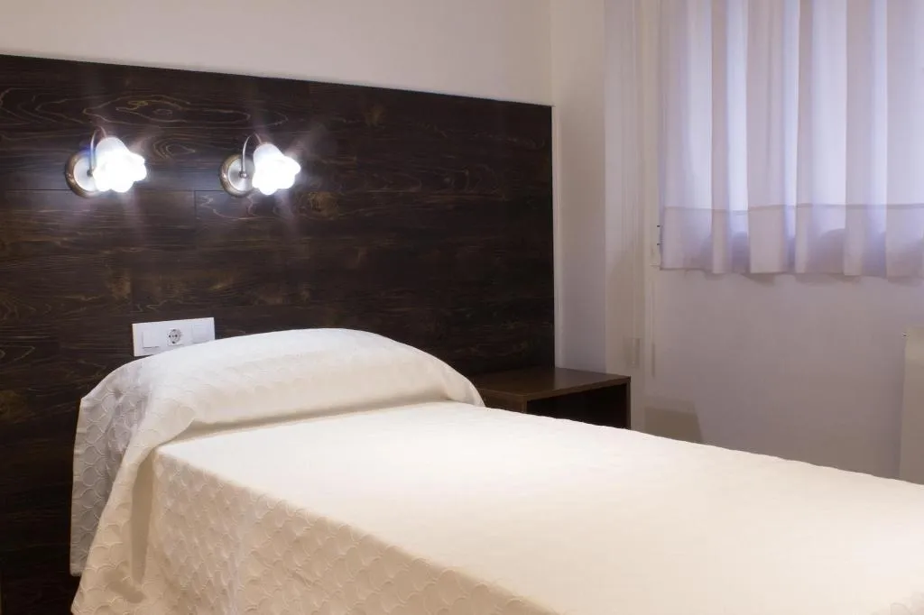 Room, Hostal Nova, Barcelona