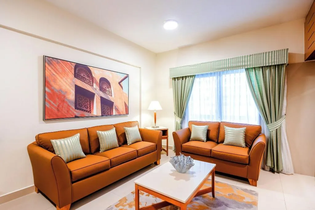 STUDIO PREMIER Room, Golden Sands Hotel Apartments, Dubai