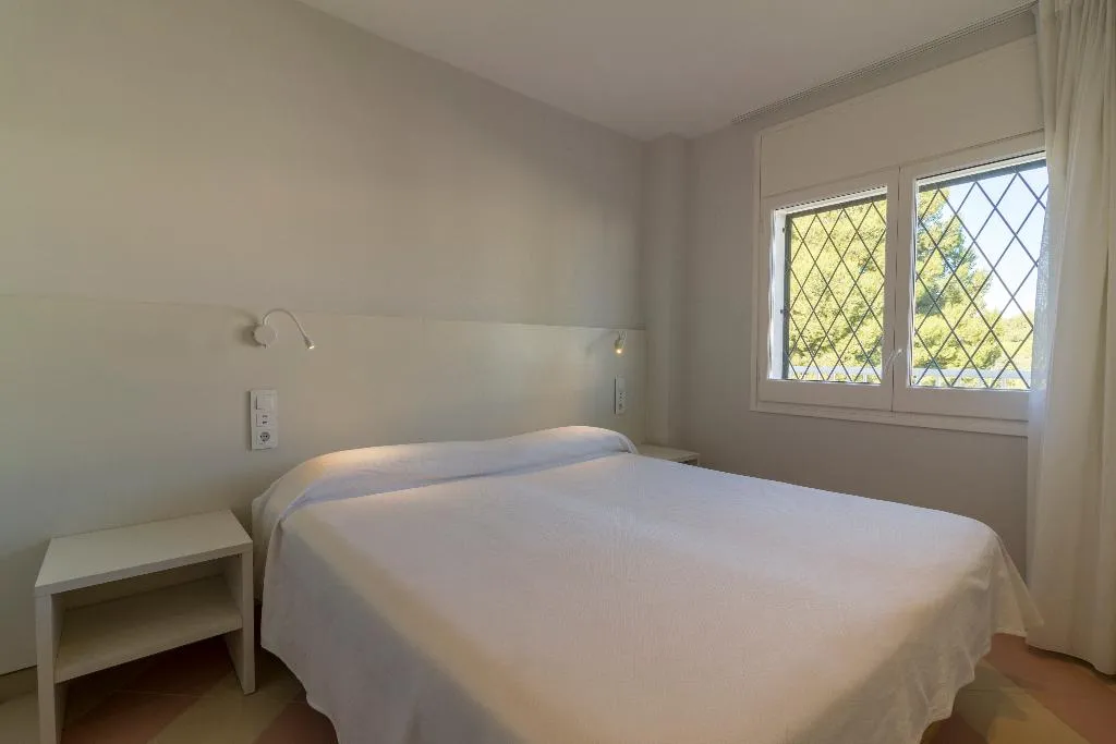 APARTMENT CAPACITY 4 Room, Sunway Amapola Apartments, Costa Brava
