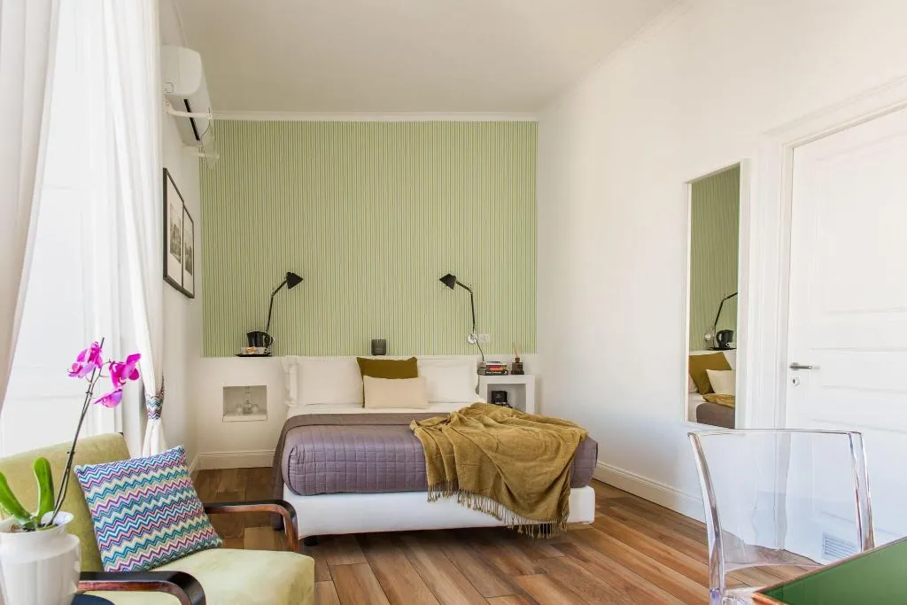 DOUBLE QUEEN SIZE BED Room, Santa Chiara Boutique Hotel, Naples
