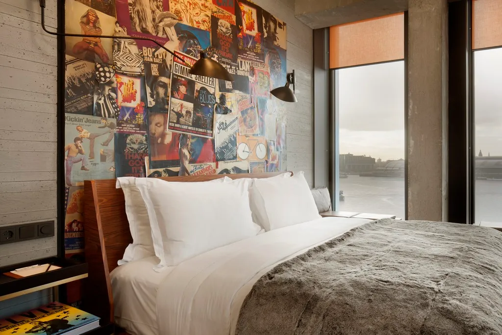 DOUBLE SUPERIOR Room, Sir Adam Hotel, part of Sircle Collection, Amsterdam