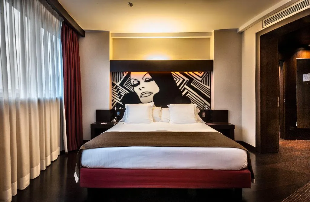 DOUBLE PREMIUM Room, Crowne Plaza Milan City, Milan