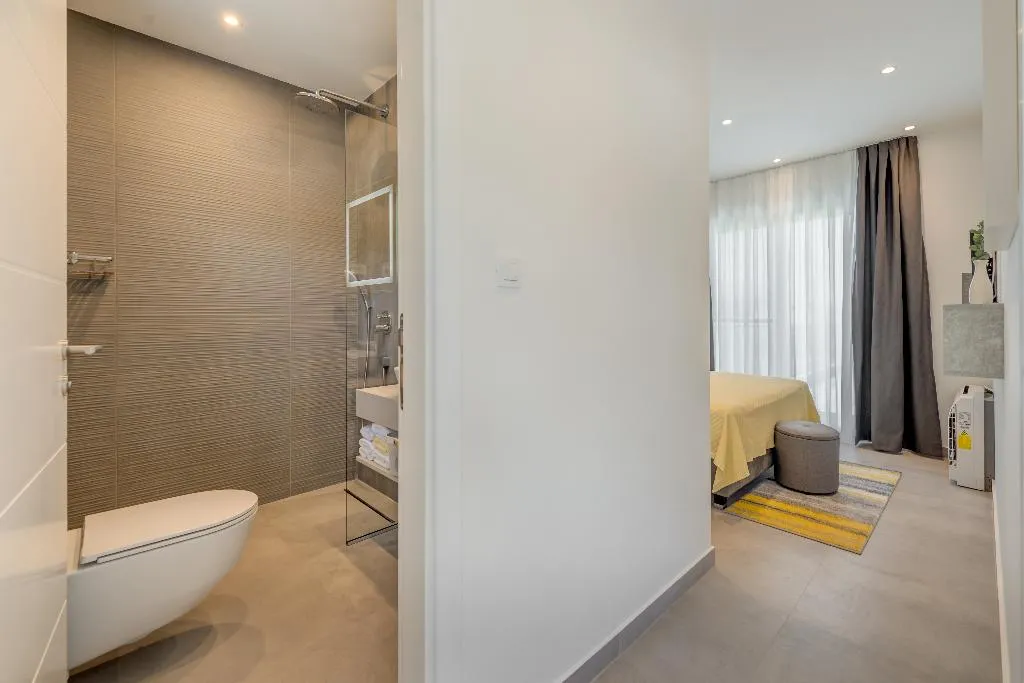 VILLA FOUR BEDROOMS Room, Villa Luna Podstrana, Split