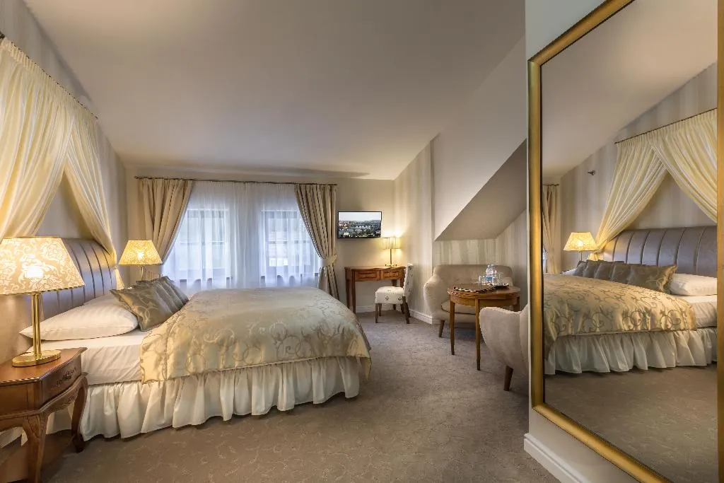 Double or Twin DELUXE Room, Hotel Hoffmeister, Prague