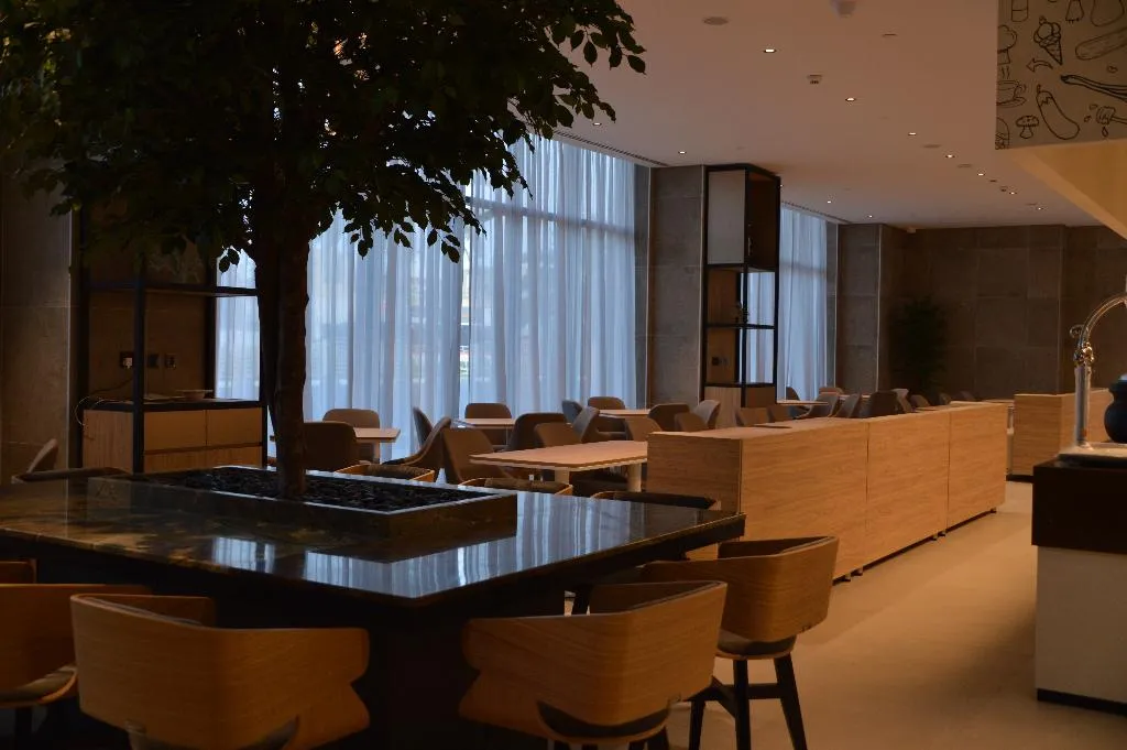 Restaurant, Beach Walk Hotel, Dubai