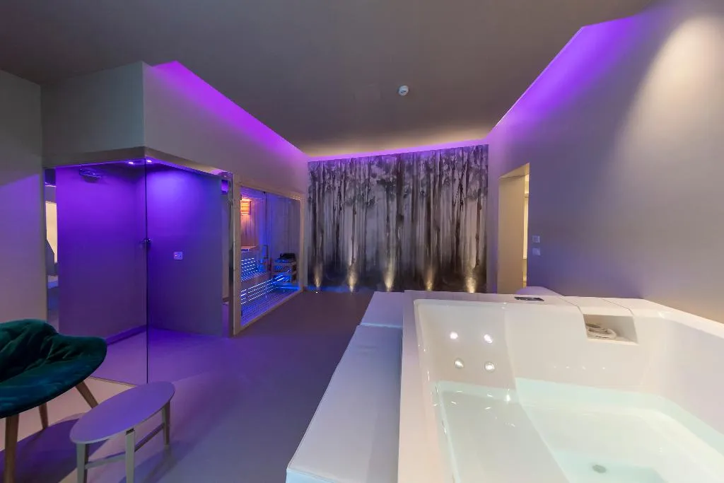 JUNIOR SUITE WITH JACUZZI Room, Smart Hotel - Naples Harbour, Naples
