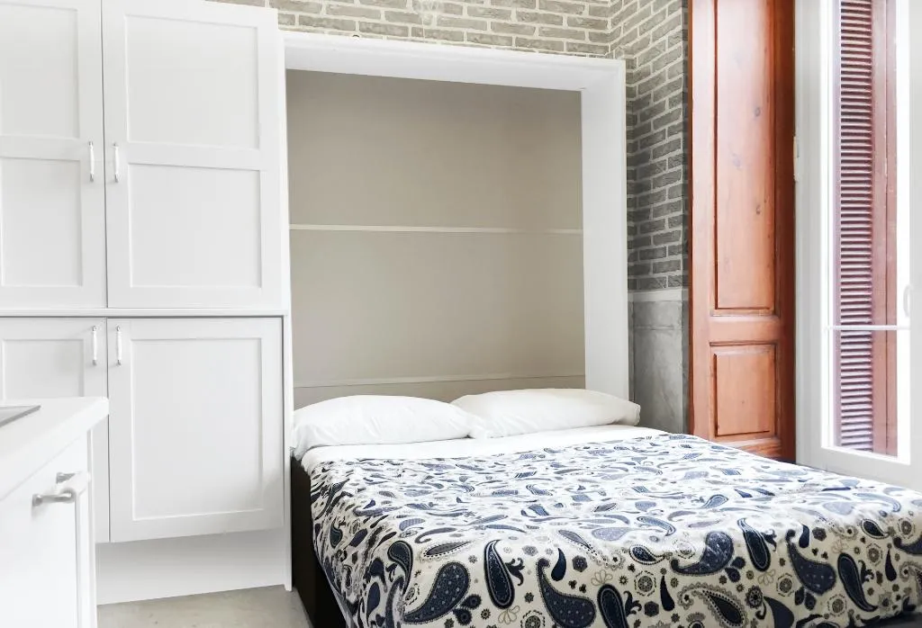 Double or Twin ECONOMY Room, Piazza Bovio 22, Naples