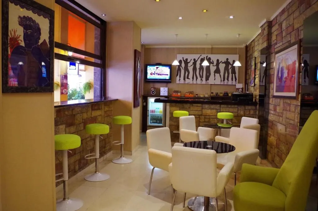Bar, Exarchion Hotel, Athens