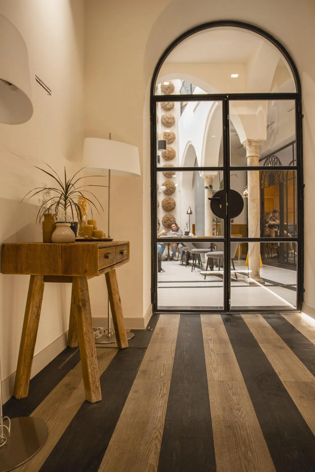 Lobby, Room Select Tetuán, Seville