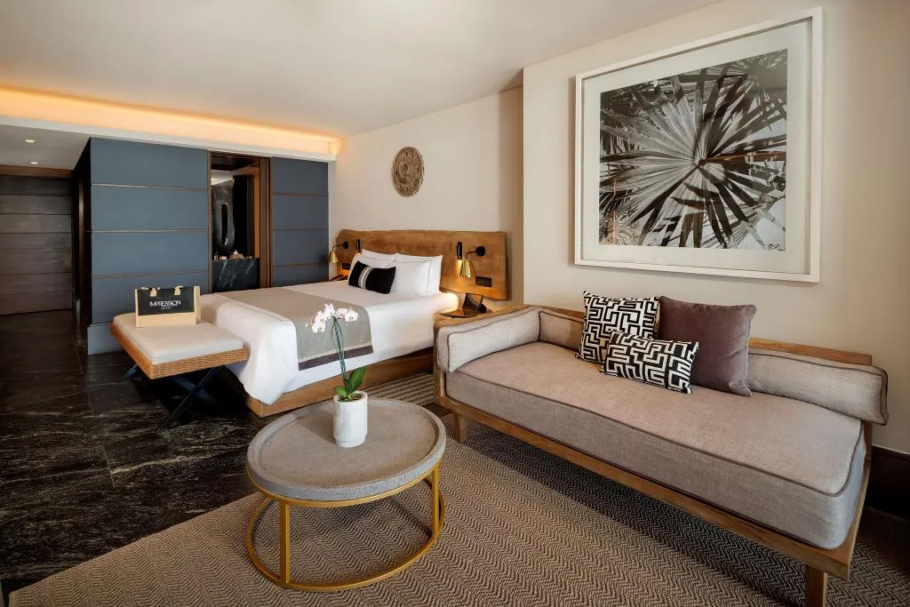 SUITE OCEAN FRONT KING BED Room, Impression Moxché by Secrets, Cancun Area