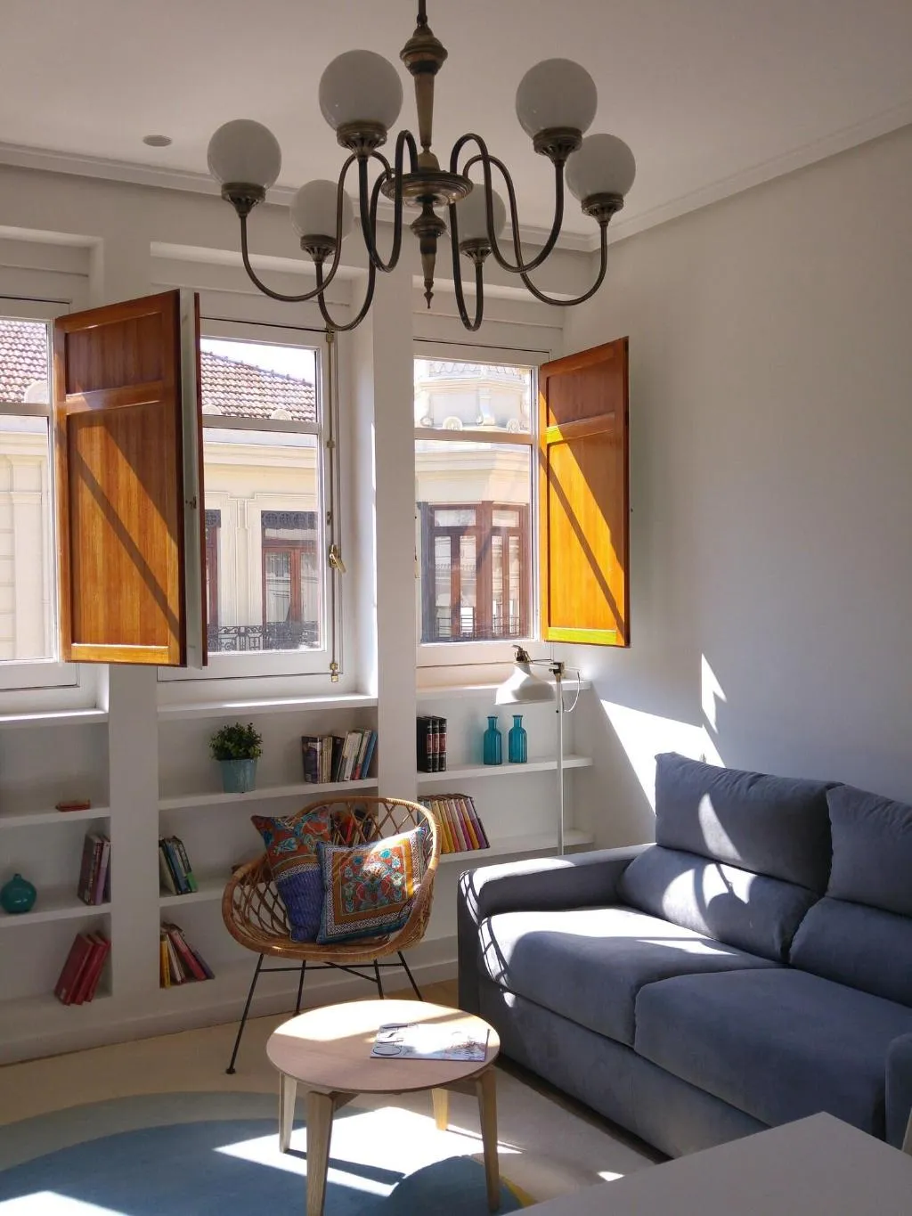 Room, L'Esplai Valencia, Valencia