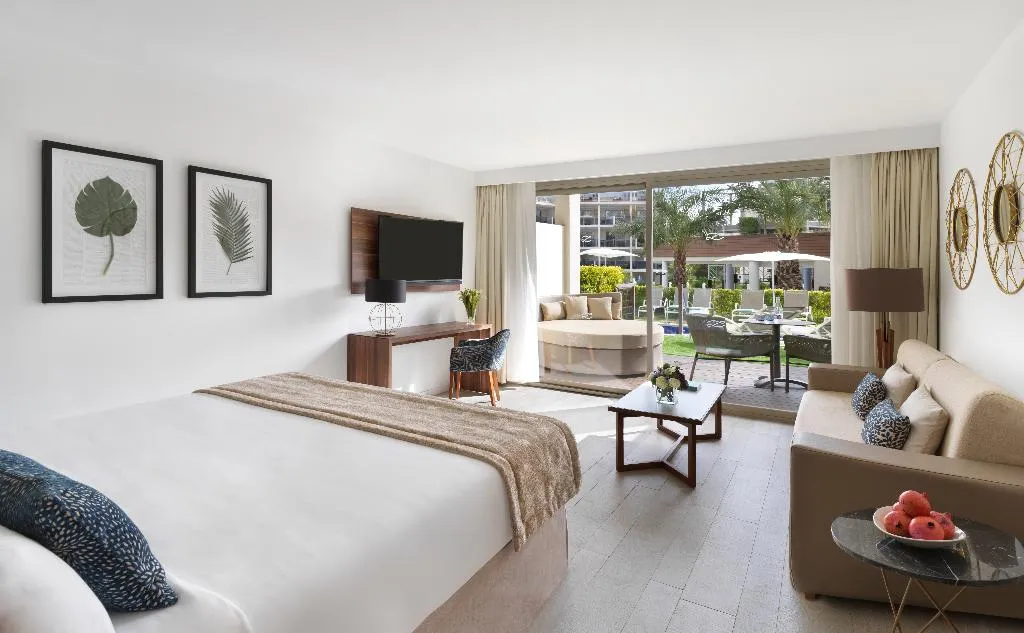 JUNIOR SUITE SUPERIOR Room, Zafiro Palace Palmanova, Majorca