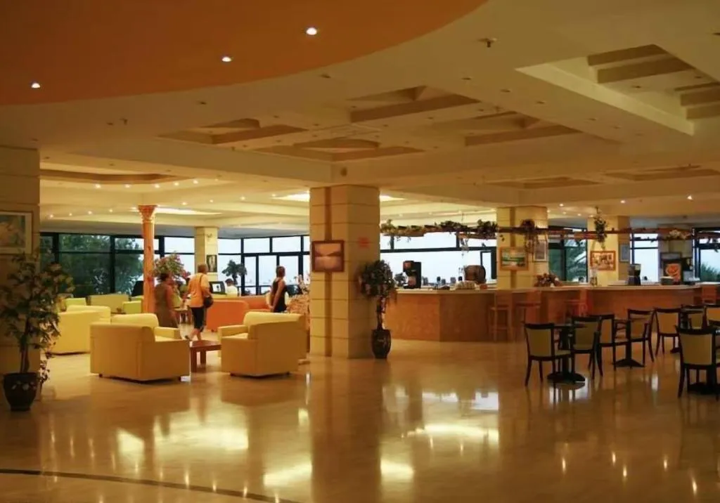 Lobby, Eri Beach & Village, Crete
