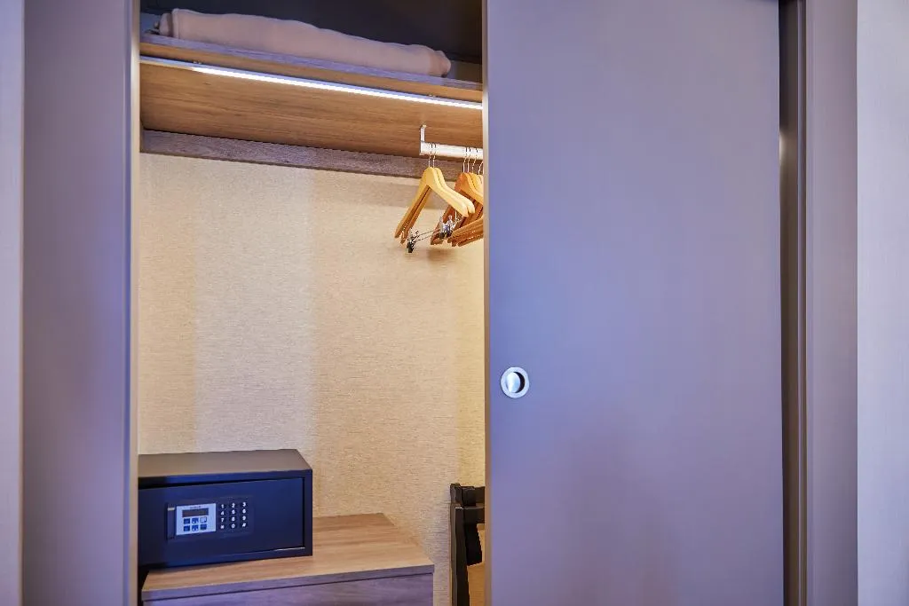 DOUBLE SUPERIOR Room, Hesperia Sevilla, Seville